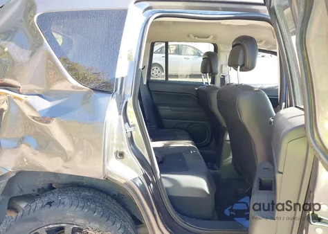 2015 Jeep Compass Altitude Edition из США, поврежденный, VIN 1C4NJDBB4FD395374